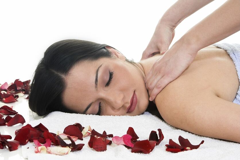 Neck massage during cervical osteochondrosis