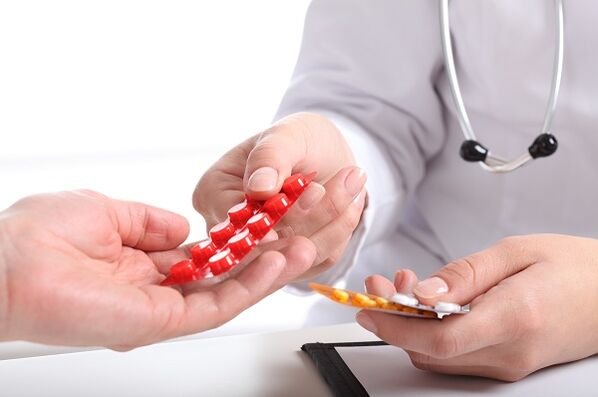 The doctor will prescribe medications for the treatment of cervical osteochondrosis